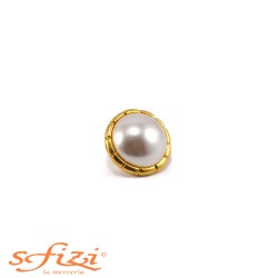Gold-plated bell-shaped button with pearl